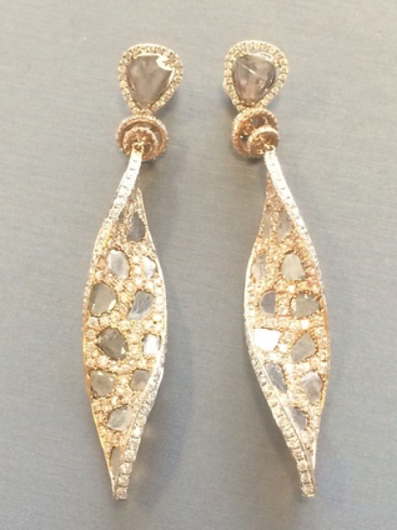 Elizabeth Rodriguez SAG Awards Styling L’dizen by Payal Shah diamond earrings